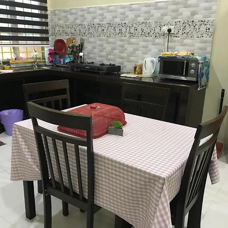 Homestay Talina Kuala Terengganu Exterior photo