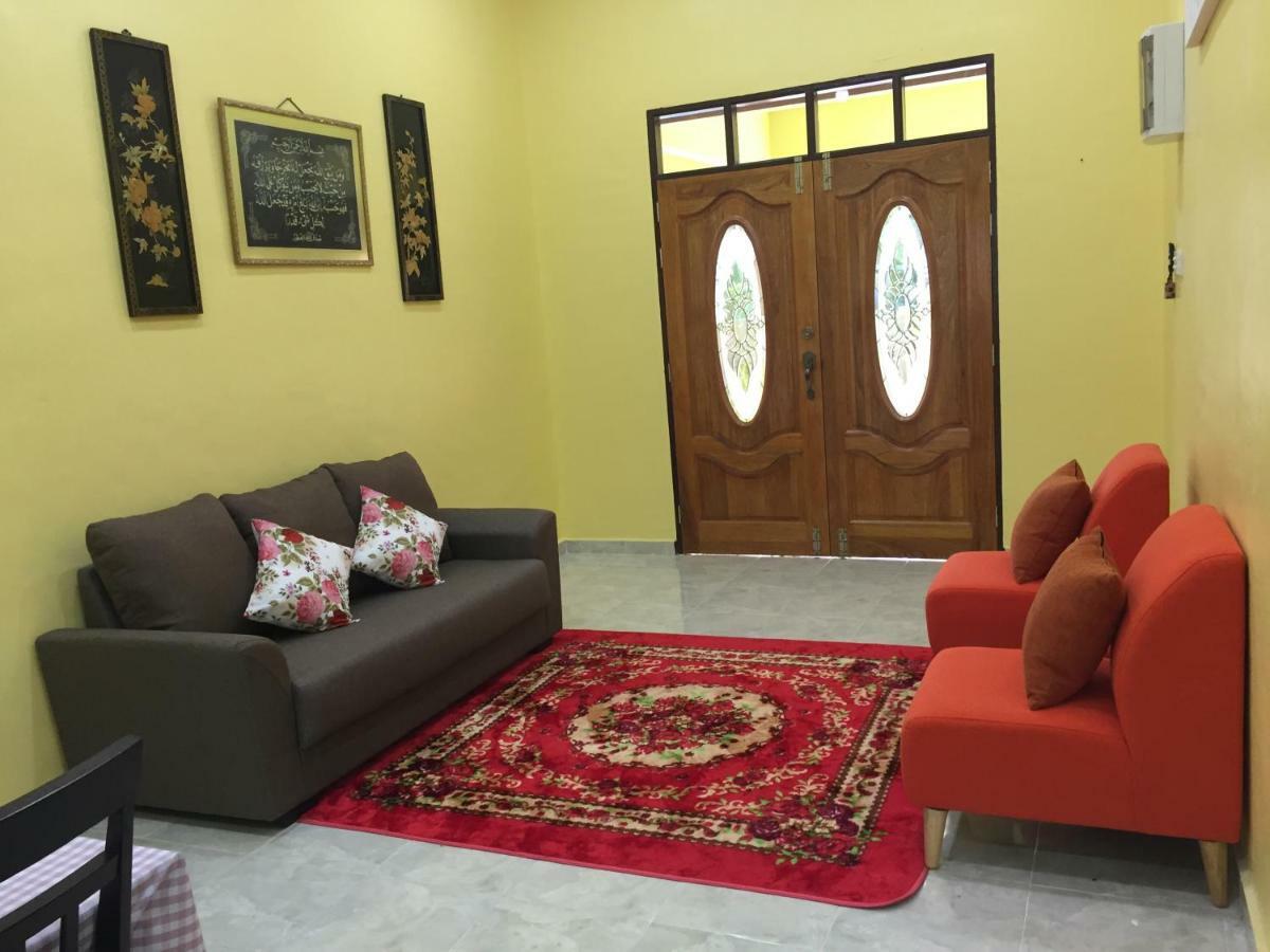 Homestay Talina Kuala Terengganu Exterior photo