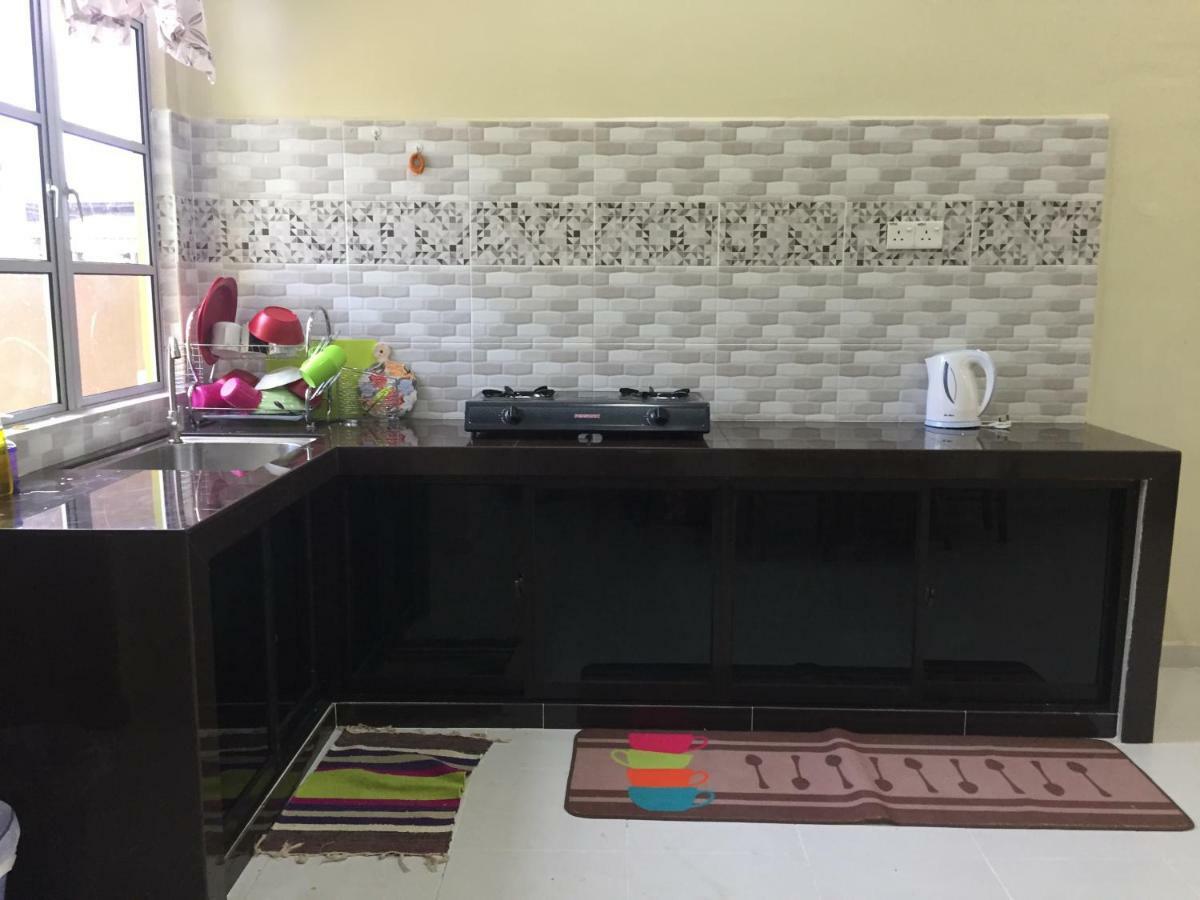 Homestay Talina Kuala Terengganu Exterior photo